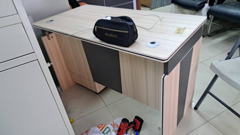 Bureau Bureau